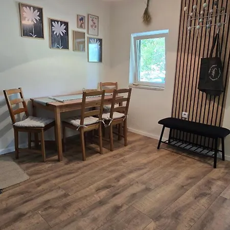 Lejtoliget 펜션 자르마디